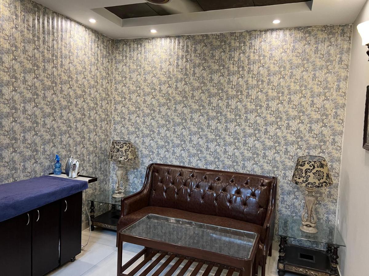 Vactional Villa Dha Phase 6 Lahore ,Three Bed Room Full House Экстерьер фото