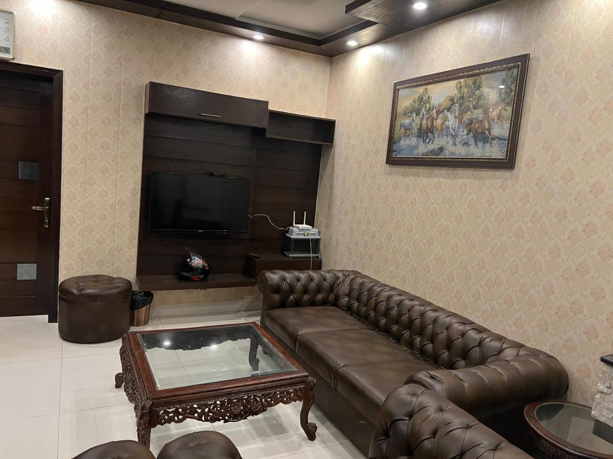 Vactional Villa Dha Phase 6 Lahore ,Three Bed Room Full House Экстерьер фото