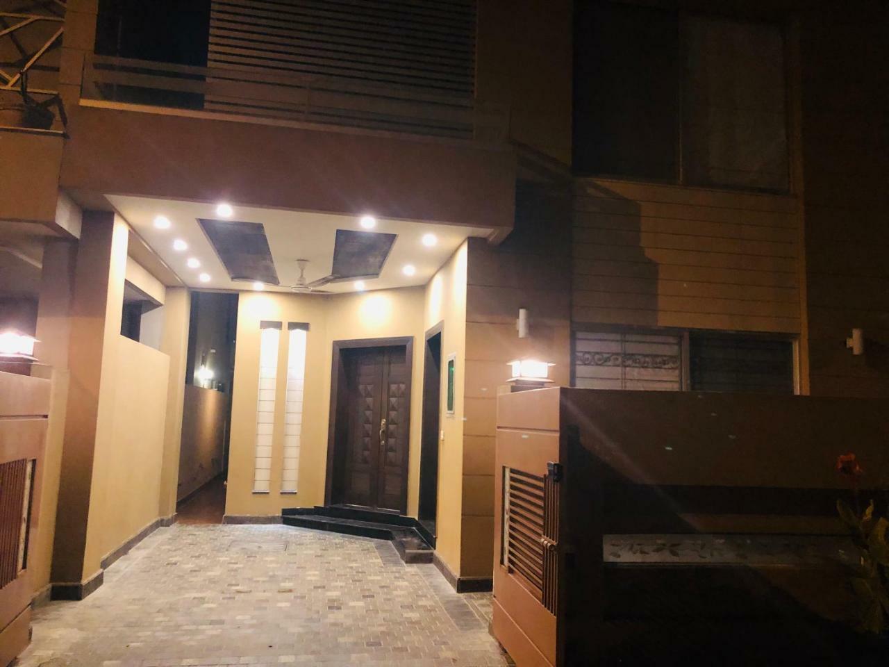 Vactional Villa Dha Phase 6 Lahore ,Three Bed Room Full House Экстерьер фото